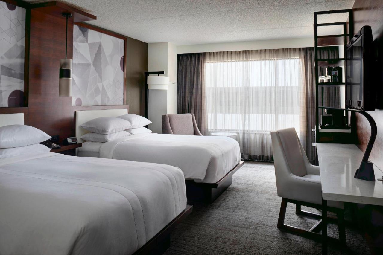 Marriott East Lansing At University Place Exteriér fotografie