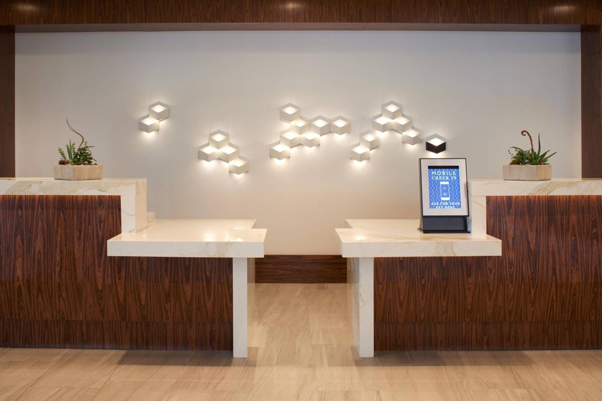 Marriott East Lansing At University Place Exteriér fotografie
