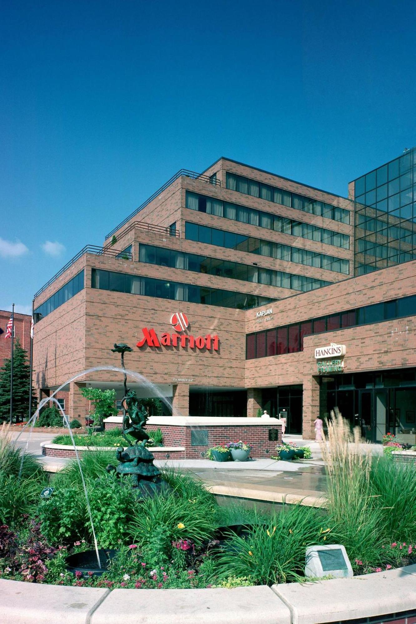Marriott East Lansing At University Place Exteriér fotografie